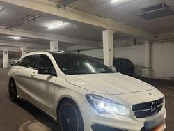 Weiß Gebraucht 2015 Mercedes CLA220 Shooting Brake Kombi | 15.100 € (Guter Preis)