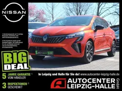 Valencia orange metallic Gebraucht 2024 Renault Clio V Techno Kleinwagen | 16.940 € (Guter Preis)