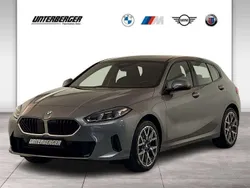 Skyscraper grau metallic Gebraucht 2024 BMW 118 Sport Line Kleinwagen | 31.990 € (Etwas zu teuer)
