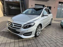 Silber Gebraucht 2018 Mercedes B200 Van / Kleinbus | 13.999 € (Superpreis)