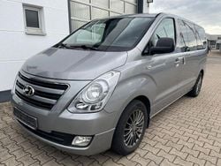 Grau Gebraucht 2015 Hyundai H-1 Comfort Van / Kleinbus | 12.000 € (Guter Preis)