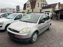 Silber Gebraucht 2004 Ford Fiesta Ambiente Kleinwagen | 1.990 € (Guter Preis)