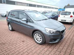 Grau Gebraucht 2015 BMW 218 Gran Tourer Advantage Van / Kleinbus | 10.900 € (Guter Preis)