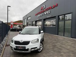 Weiß Gebraucht 2016 Skoda Yeti Ambition SUV | 17.995 € (Teuer)