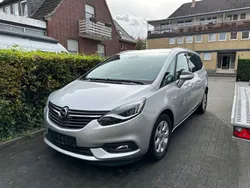 Silber Gebraucht 2018 Opel Zafira Business Innovation Van / Kleinbus | 9.500 € (Fairer Preis)