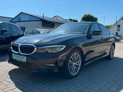 Schwarz Gebraucht 2020 BMW 330e Performance Limousine | 23.990 € (Fairer Preis)