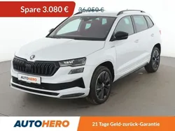 Weiß Gebraucht 2024 Skoda Karoq SportLine SUV | 32.160 € (Fairer Preis)