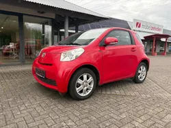 Rot Gebraucht 2010 Toyota iQ Kleinwagen | 3.900 € (Superpreis)