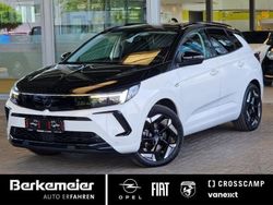 Jade weiß Gebraucht 2023 Opel Grandland X GSe SUV | 29.925 € (Etwas zu teuer)