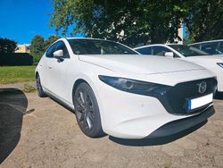 Weiß Gebraucht 2020 Mazda 3 Kleinwagen | 20.500 € (Superpreis)