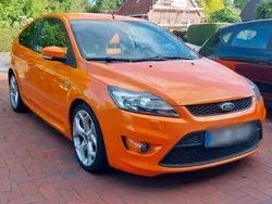Orange Gebraucht 2008 Ford Focus ST Limousine | 8.000 € (Fairer Preis)