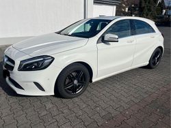 Weiß Gebraucht 2016 Mercedes A160 Limousine | 13.990 € (Fairer Preis)