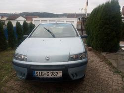 Blau Gebraucht 2002 Fiat Punto Kleinwagen | 700 € (Fairer Preis)