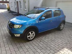 Blau Gebraucht 2015 Dacia Sandero Prestige Kleinwagen | 8.500 € (Fairer Preis)