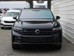 Gebraucht 2024 VW Touareg R-line SUV | 79.740 € (Teuer)