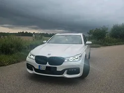 Weiß Gebraucht 2018 BMW 750 Limousine | 44.000 € (Etwas zu teuer)