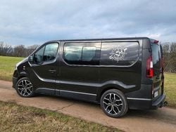 Schwarz Gebraucht 2019 Renault Trafic Van / Kleinbus | 17.900 € (Guter Preis)
