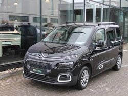 Schwarz Gebraucht 2019 Citroën Berlingo Feel Van / Kleinbus | 19.490 € (Teuer)