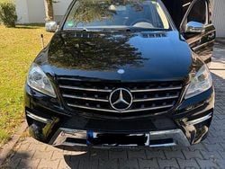 Schwarz Gebraucht 2015 Mercedes ML350 SUV | 22.000 € (Fairer Preis)
