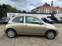 Gold Gebraucht 2005 Nissan Micra City Kleinwagen | 2.000 € (Fairer Preis)