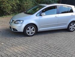Grau Gebraucht 2007 VW Golf Plus Cross Van / Kleinbus | 5.100 € (Fairer Preis)