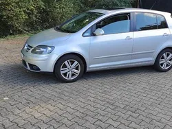 Grau Gebraucht 2007 VW Golf Plus Cross Van / Kleinbus | 5.400 € (Fairer Preis)