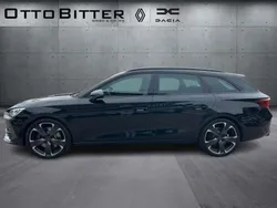 Schwarz (midnight black metallic (schwarz)) Gebraucht 2024 Cupra Leon VZ Kombi | 36.245 € (Fairer Preis)