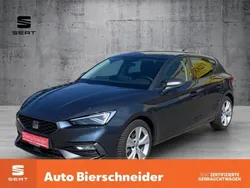 Grau Gebraucht 2024 Seat Leon FR Limousine | 27.950 € (Fairer Preis)
