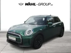 Grün Gebraucht 2022 Mini ONE Kleinwagen | 22.890 € (Teuer)