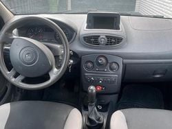 Blau Gebraucht 2009 Renault Clio III Kleinwagen | 700 € (Superpreis)