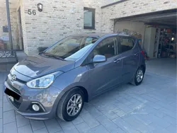 Grau Gebraucht 2015 Hyundai i10 YES! Silver Kleinwagen | 6.200 € (Fairer Preis)