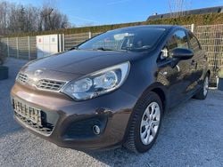 Braun Gebraucht 2012 Kia Rio Edition 7 Limousine | 5.999 € (Fairer Preis)