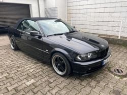 Schwarz Gebraucht 2003 BMW 320 Cabriolet Cabrio | 6.650 € (Guter Preis)