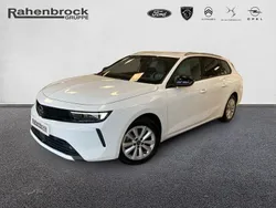 Weiß Gebraucht 2023 Opel Astra Elegance Kombi | 22.990 € (Fairer Preis)