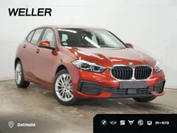 Sunset orange (orange) Gebraucht 2024 BMW 120 Advantage Kleinwagen | 29.975 € (Superpreis)