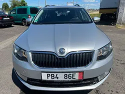 Brilliantsilber Gebraucht 2017 Skoda Octavia Ambition Kombi | 7.750 € (Guter Preis)