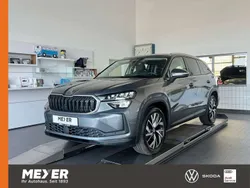 Graphitegrau metallic Gebraucht 2024 Skoda Kodiaq Selection SUV | 46.890 € (Fairer Preis)