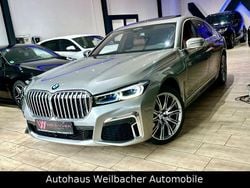 Grau Gebraucht 2019 BMW 750 M Sport Limousine | 44.490 € (Guter Preis)