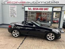Schwarz Gebraucht 2017 Mercedes SLC200 Cabrio | 25.900 € (Guter Preis)