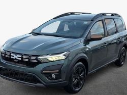 Grün Gebraucht 2025 Dacia Jogger Extreme Kombi | 22.890 € (Fairer Preis)