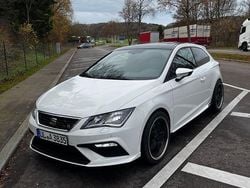 Weiß Gebraucht 2017 Seat Leon SC FR Kleinwagen | 14.499 €