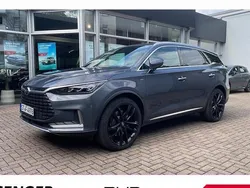 Grau Gebraucht 2022 BYD Tang SUV | 38.480 €