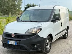 Weiß Gebraucht 2021 Fiat Doblò Van / Kleinbus | 10.500 € (Guter Preis)