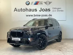 M carbonschwarz Gebraucht 2024 BMW X7 M Sport SUV | 119.800 € (Fairer Preis)