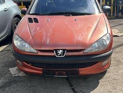 Orange Gebraucht 2000 Peugeot 206 Kleinwagen | 1.000 € (Guter Preis)