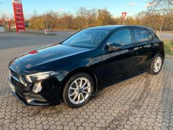 Schwarz Gebraucht 2021 Mercedes A250 AMG line Limousine | 27.000 € (Fairer Preis)