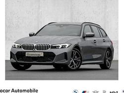 Grau Gebraucht 2025 BMW 330 M Sport Kombi | 38.990 € (Superpreis)