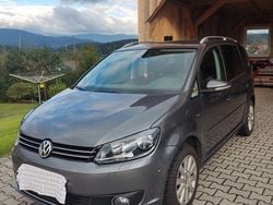 Grau Gebraucht 2014 VW Touran Cup Van / Kleinbus | 7.000 € (Guter Preis)