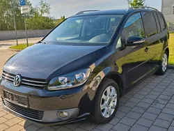 Schwarz Gebraucht 2011 VW Touran Style Van / Kleinbus | 6.999 € (Guter Preis)