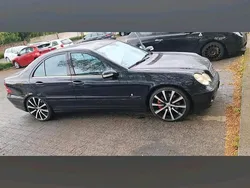 Schwarz Gebraucht 2005 Mercedes C320 Limousine | 3.900 € (Fairer Preis)